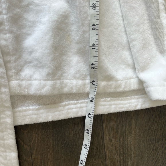 Alpine Swiss White Robe - Picture 8 of 12